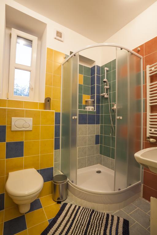 Luxury Air-Conditioned Rooms In Old Town Pressburg Exterior foto